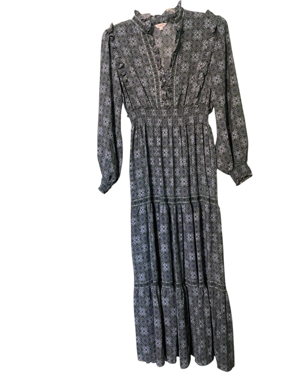 Max Studios vintage inspired romance blouson-sleeve maxi dress. Size large GUC - Picture 4 of 8